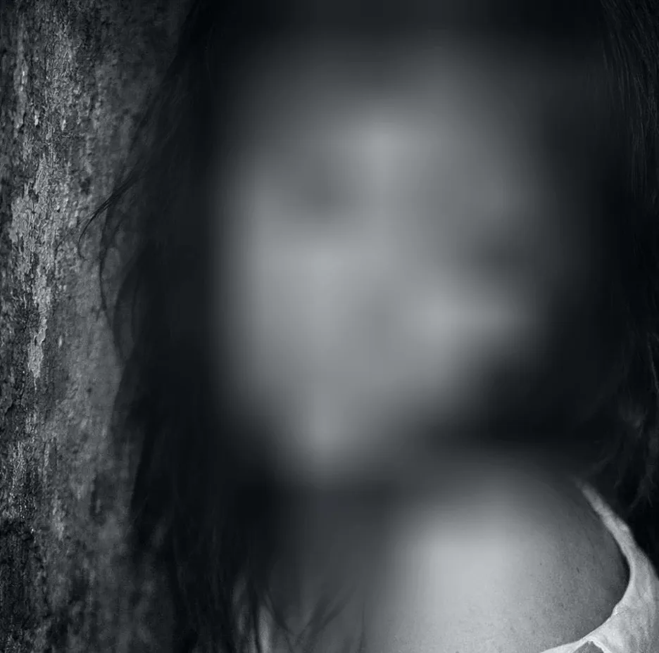 Carina, 38