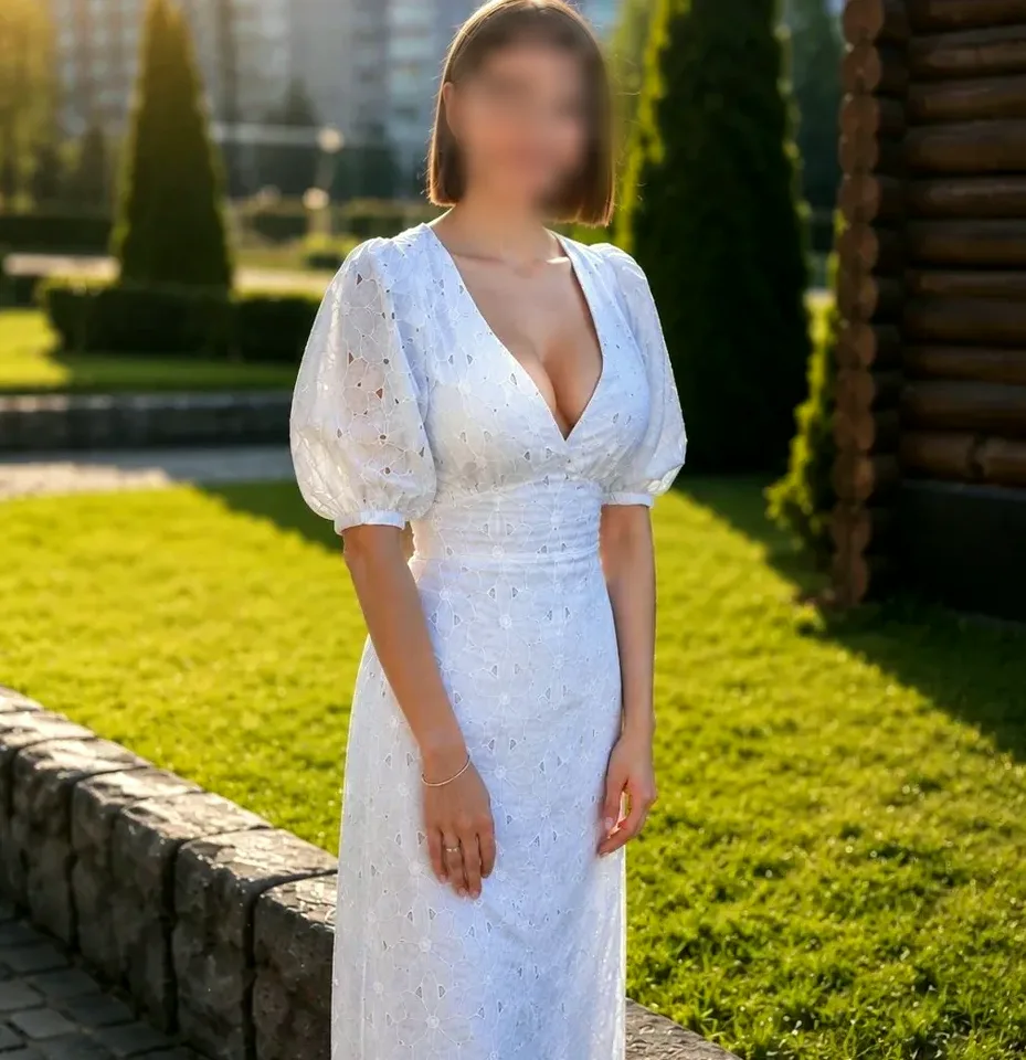 Nele, 26