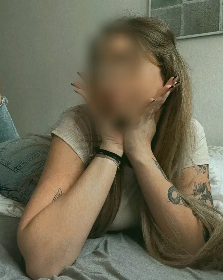 Paula, 21